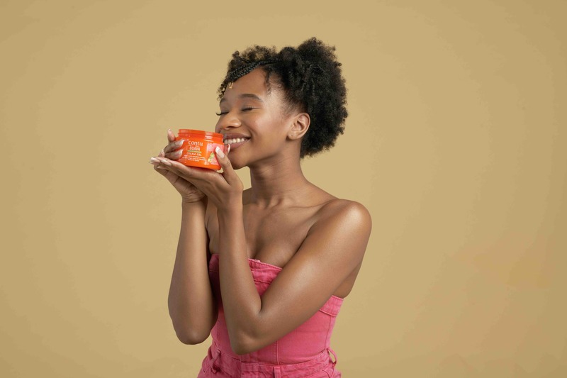 Cantu – Guava Style and Strengthen Cream Gel.